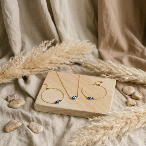 EVIL AYE PENDENT AND BRACELET SET FOR women